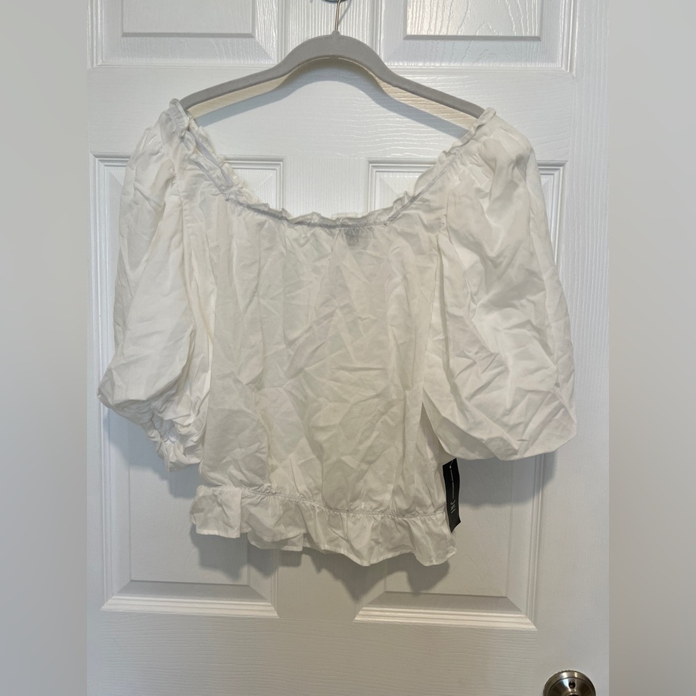 Off shoulder NWT